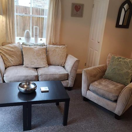 Coastal Escape Deal - 2 Bedroom House -Short Lets & Serviced Accommodation Exterior foto